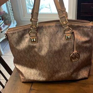 Authentic Michael Kors Purse - rose gold